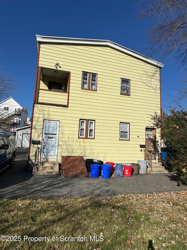 1013 Grant Ct, Scranton, PA 18519 - photo 4