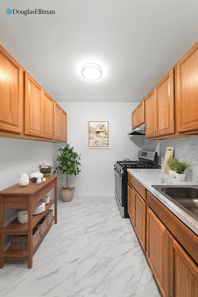 The Gentry Apartments unit 4U, Brooklyn, NY 11226 - photo 3