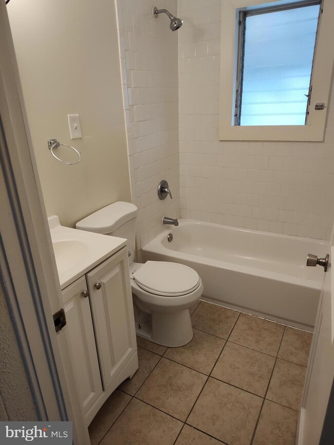 7923 Rolling View Ave, Nottingham, MD 21236 - photo 7