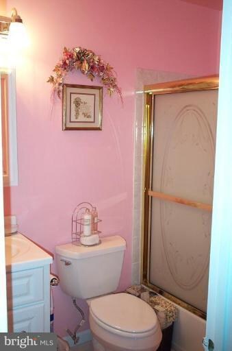 unlisted-address, Burke, VA 22015 - photo 2