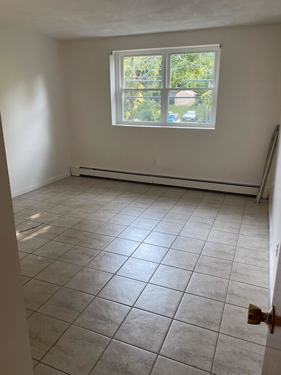 80 Cambridge Rd unit 28, Woburn, MA 01801 - photo 2