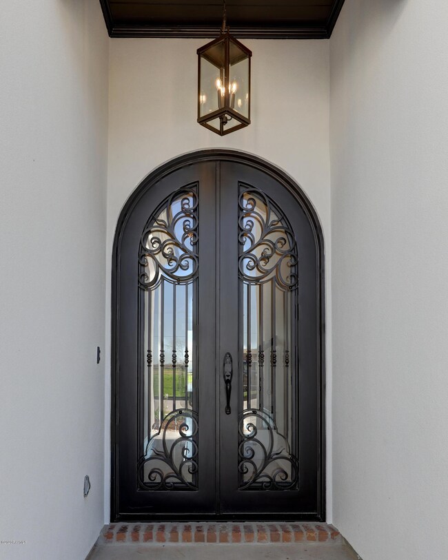 131 San Sebastian Dr, Youngsville, LA 70592 - photo 4