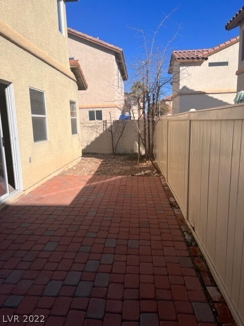 6013 Banbury Heights Way, Las Vegas, NV 89139 - photo 7