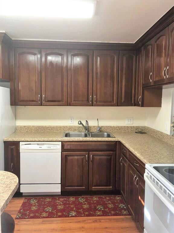 2900 Fiore Way unit 209, Delray Beach, FL 33445 - photo 4