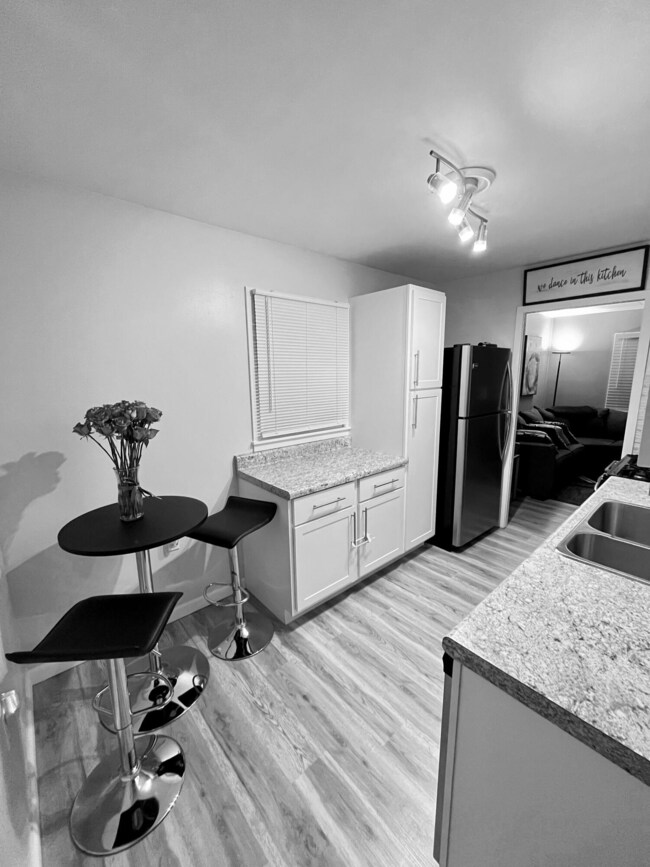 Kitchen 2