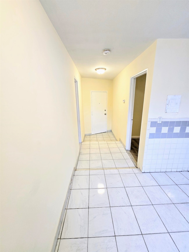 2015 Summit Ave unit 1, Union City, NJ 07087 - photo 2
