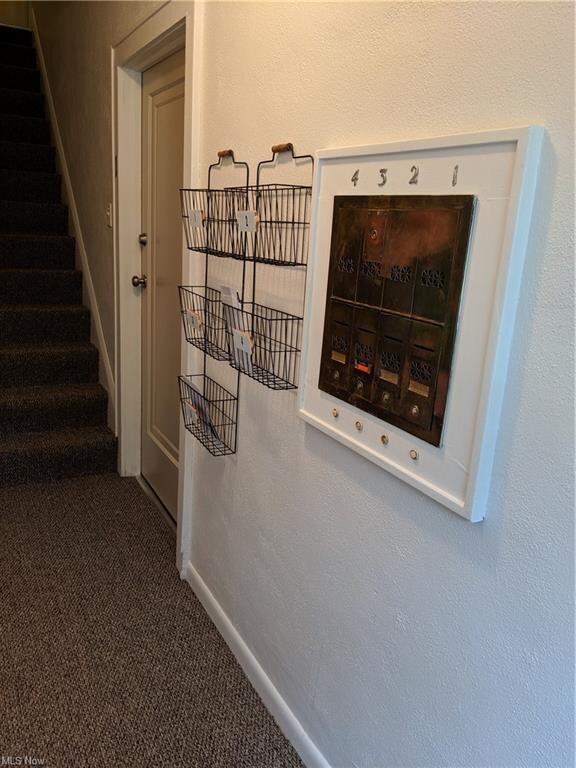 1796 25th St #4, Cuyahoga Falls, OH 44223 is a large apartment with 1 bedroom, eat in kitchen, 1 bath, dining room, large living room, pantry walk-in closet, study/office with double closet. Fireplace is for looks only and is non functioning. Only pa