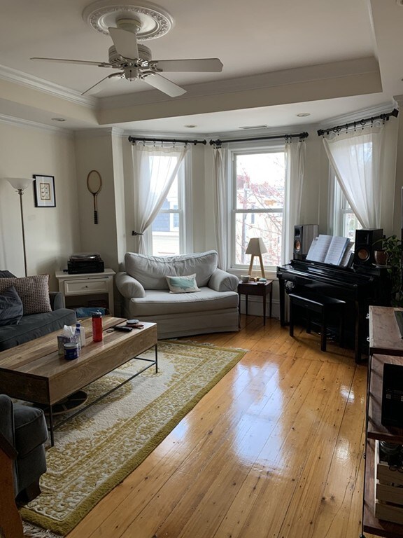 154 H St unit 3, Boston, MA 02127 - photo 3