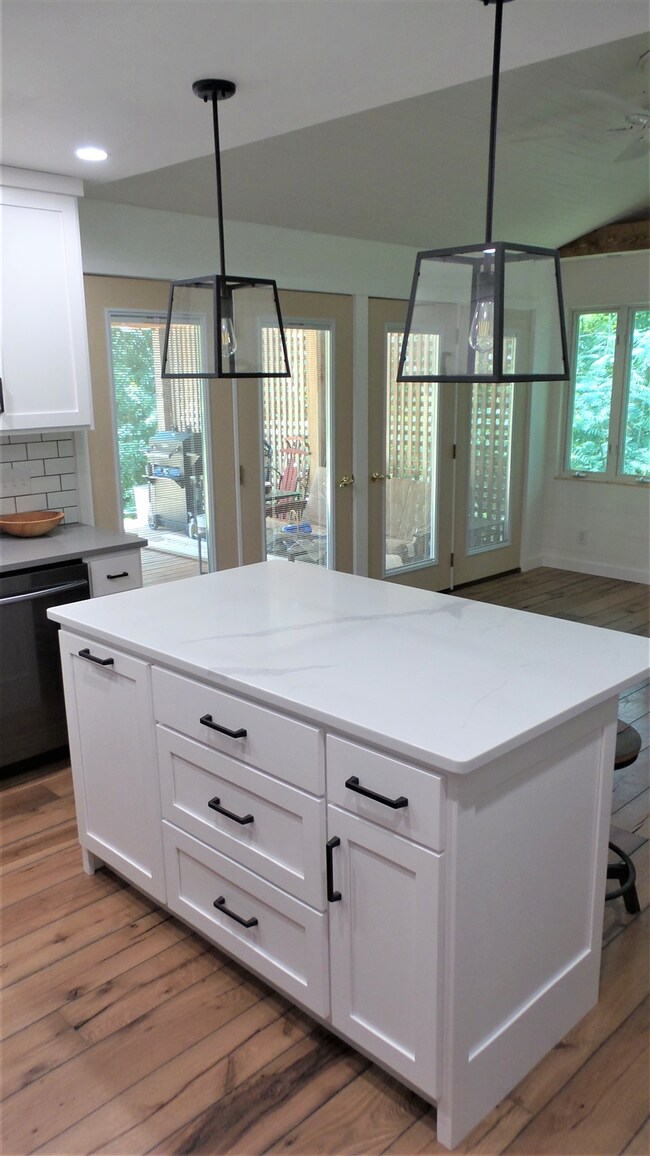 12480 Meyers Point Dr, Loogootee, IN 47553 - photo 6