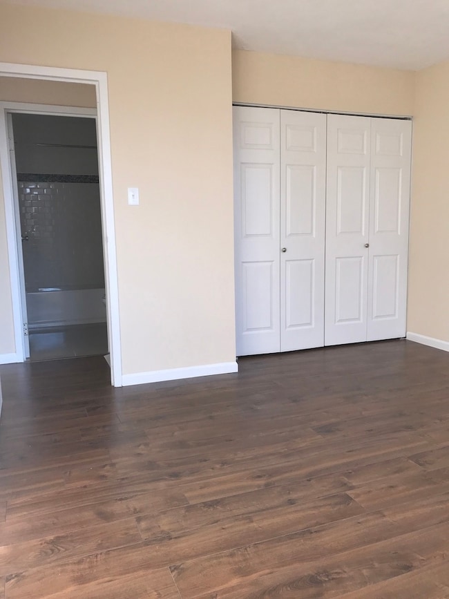 10S473 Echo Ln unit 10, Willowbrook, IL 60527 - photo 6