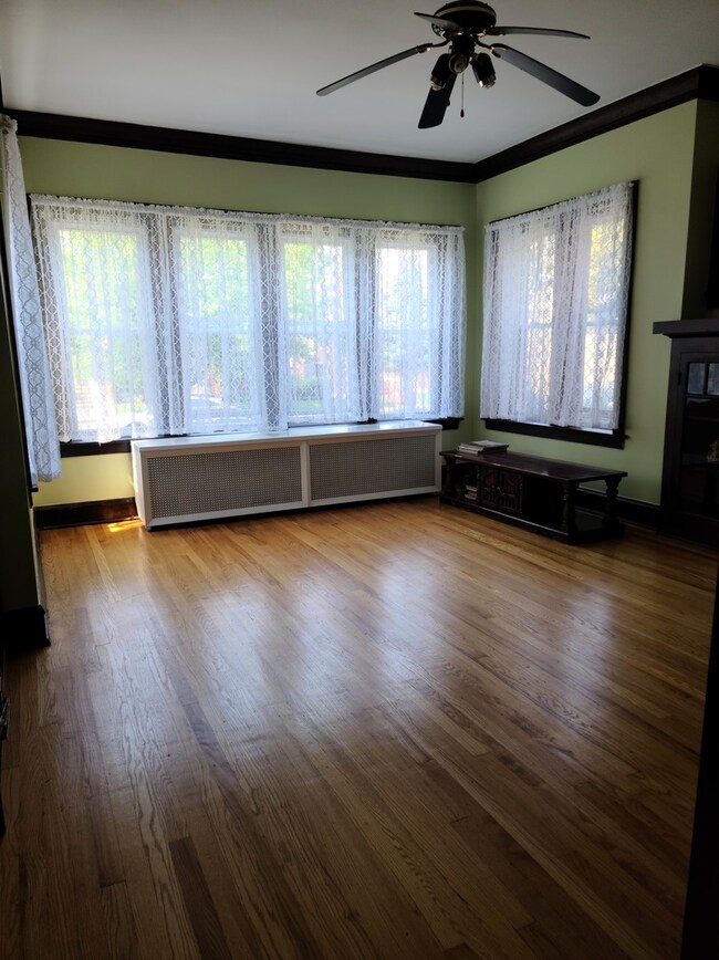 3139 N Luna Ave, Chicago, IL 60641 - photo 4