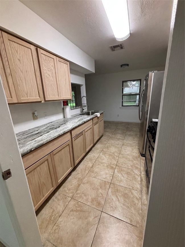 1214 E Rutgers Ln, Deer Park, TX 77536 - photo 5