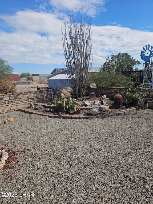 49758 Topaz Ave, La Paz Valley, AZ 85346 - photo 2