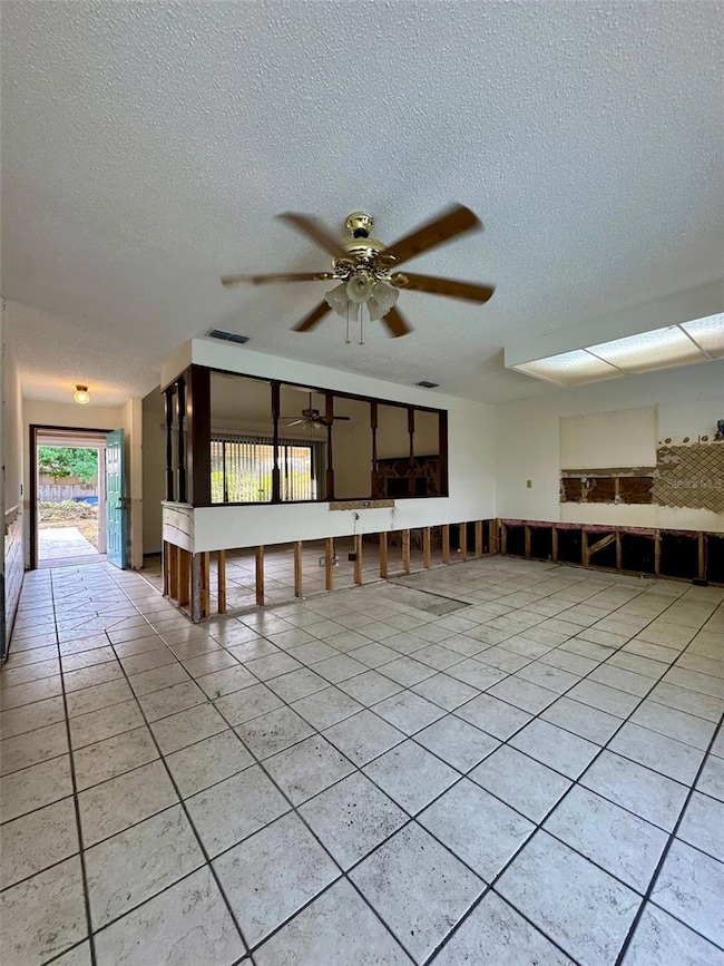 6165 Cedarbrook Dr N, Pinellas Park, FL 33782 - photo 5