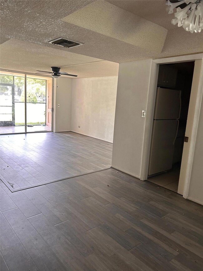 3670 Inverrary Dr, Lauderhill, FL 33319 - photo 5