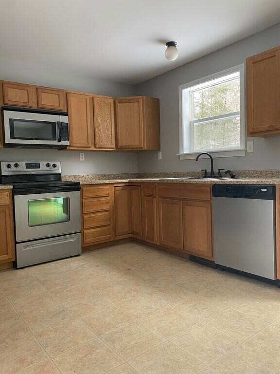 Kitchen (Copy)