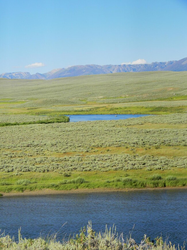 15 -Green River on the Franz