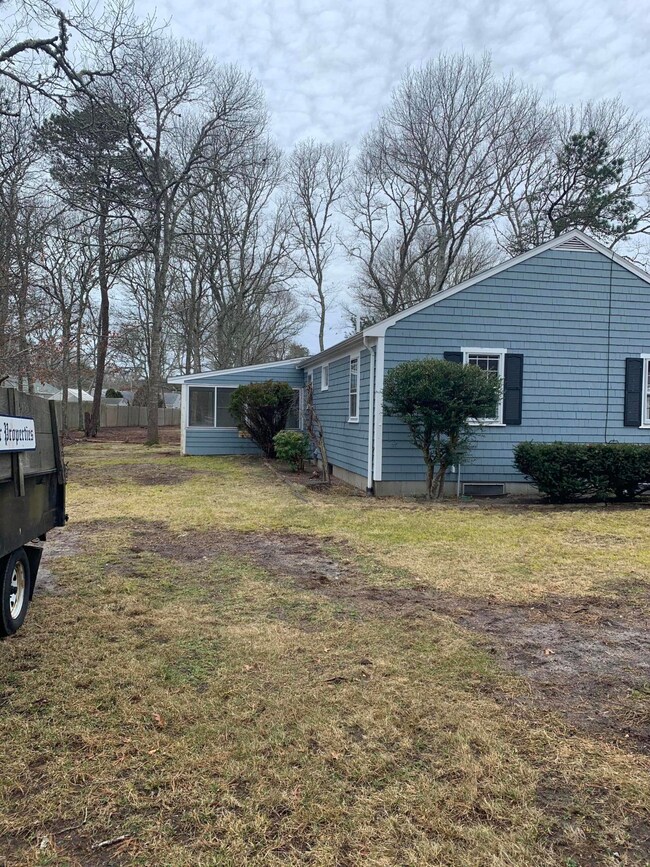 39 Swift Brook Rd, South Yarmouth, MA 02664 - photo 3