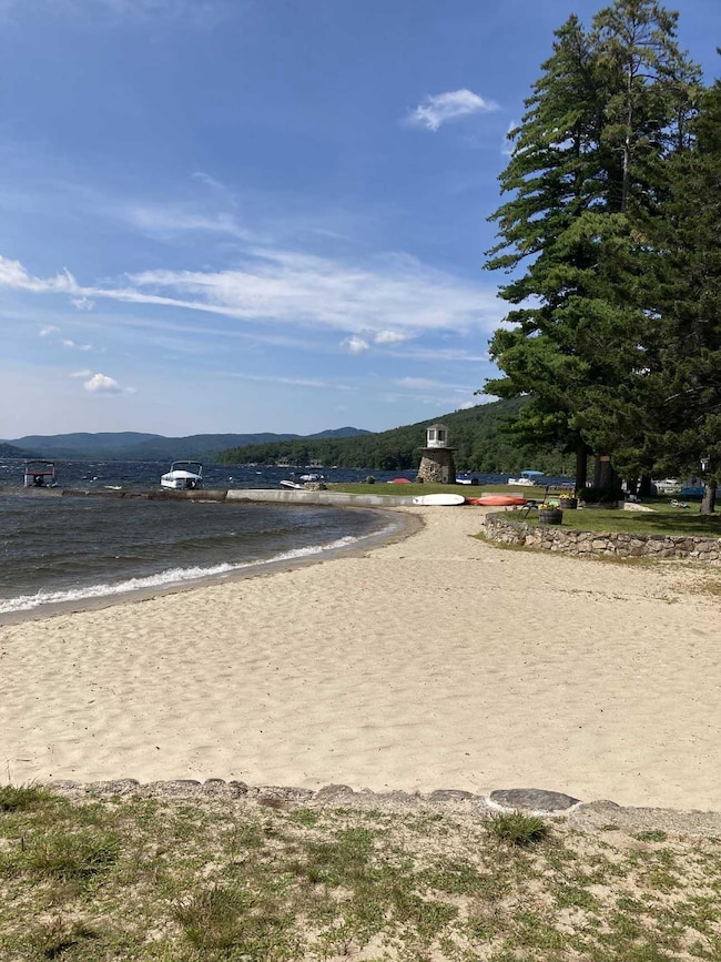 55 Paradise Rd unit 7, Bristol, NH 03222 - photo 2