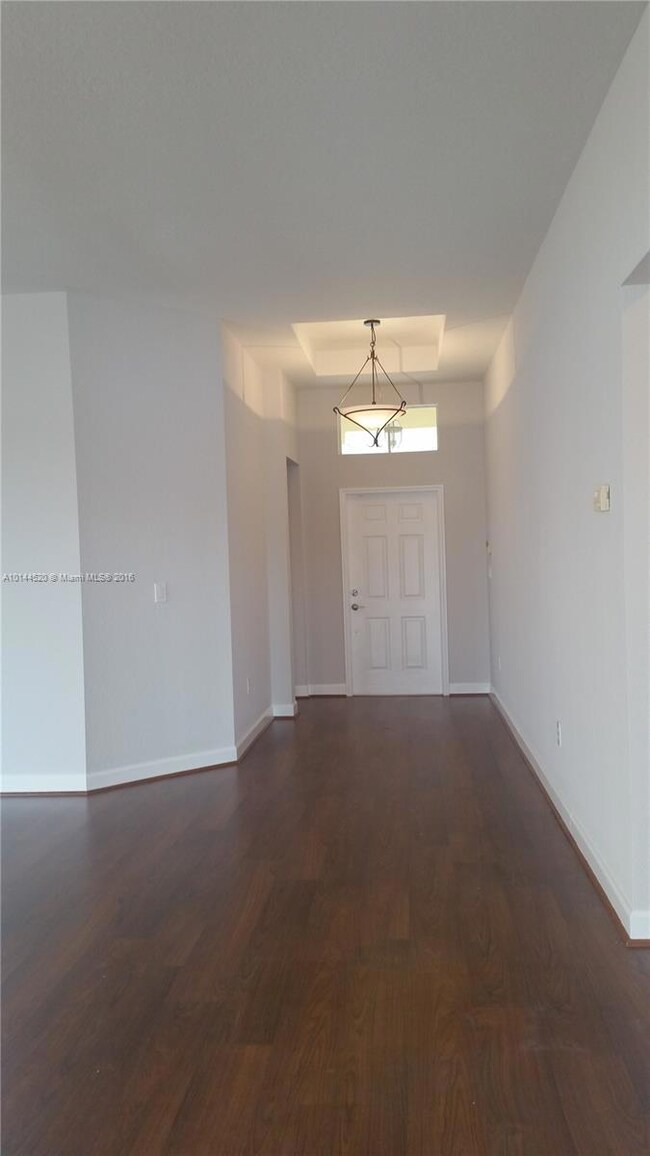 11000 NW 73rd St, Doral, FL 33178 - photo 4