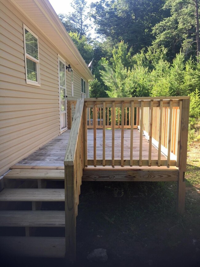 55 Enloe St, La Fayette, GA 30728 - photo 2