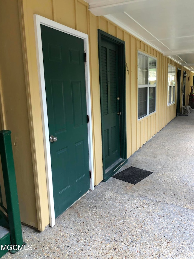 E13A3080-CB69-455F-9B3E-81EDB7C2814F