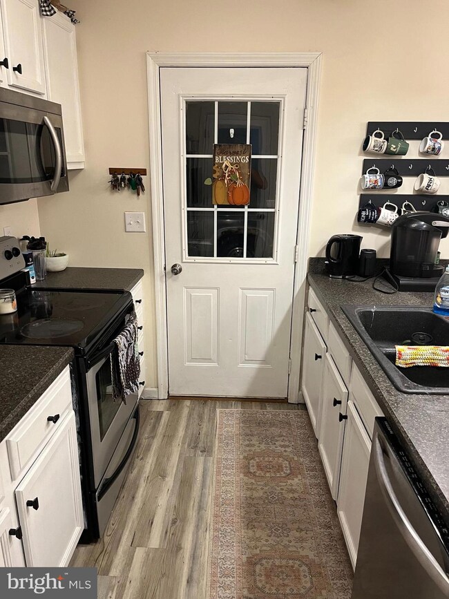 1463 Mountain Shadow Terrace, Fayetteville, PA 17222 - photo 4