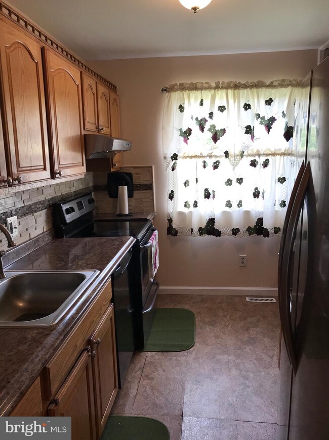 7873 Greenbrier Rd, Pennsauken, NJ 08109 - photo 7