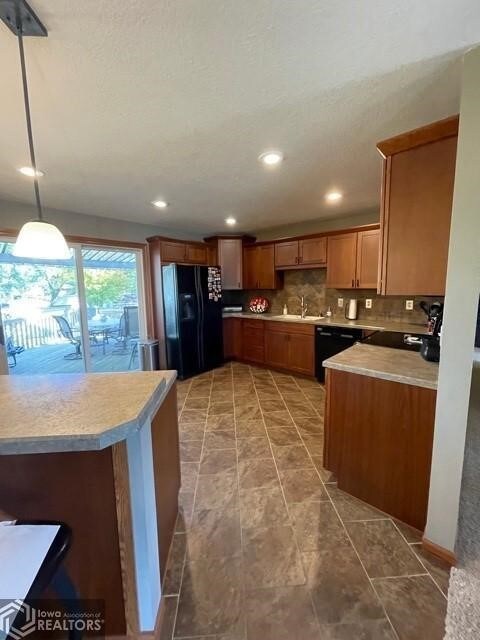 209 14th Ave SW, Clarion, IA 50525 - photo 5