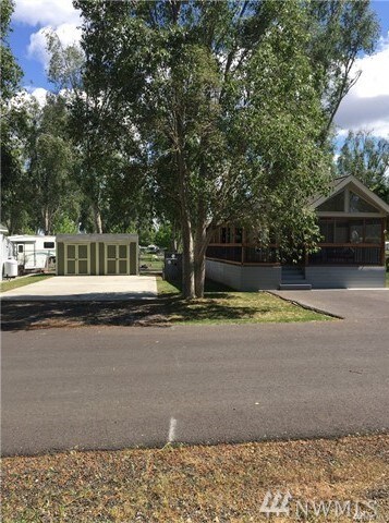 7037 Highway 262 E unit Lt 64, Othello, WA 99344 - photo 5