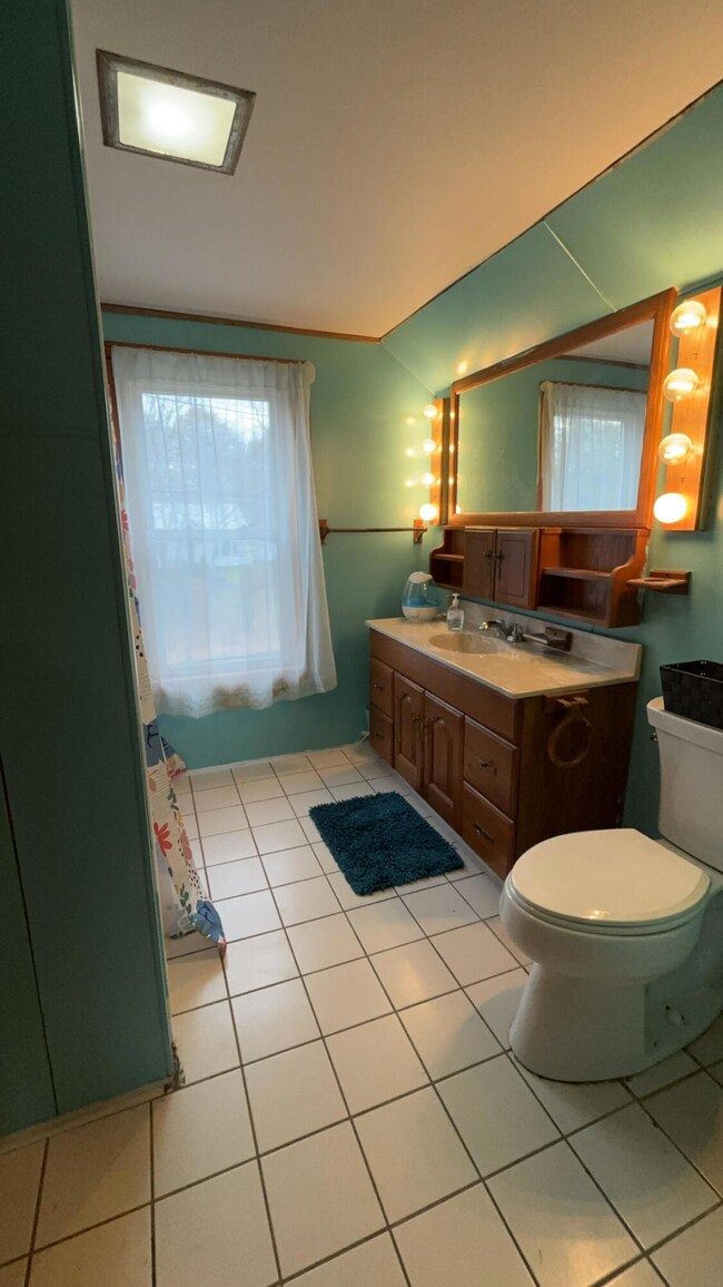 14 Highland Ave, Dixfield, ME 04224 - photo 6
