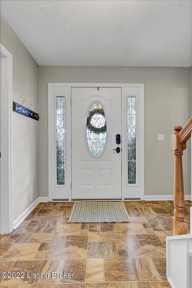 274 Helmwood Cir, Mount Washington, KY 40047 - photo 6