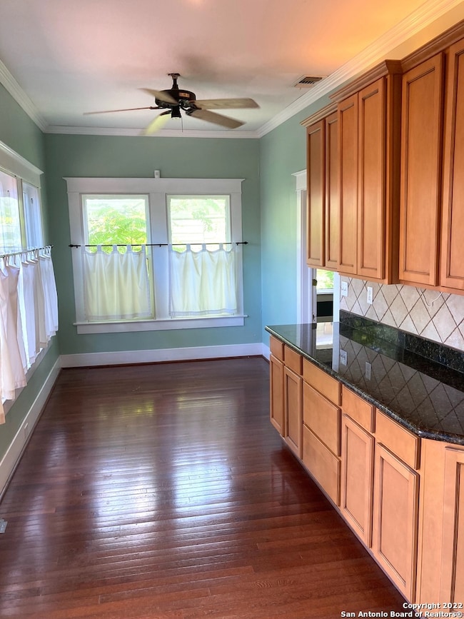 639 W Woodlawn Ave, San Antonio, TX 78212 - photo 6