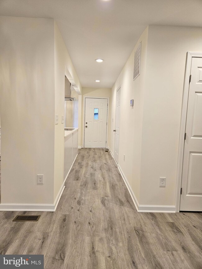 5097 Columbia Rd, Columbia, MD 21044 - photo 2