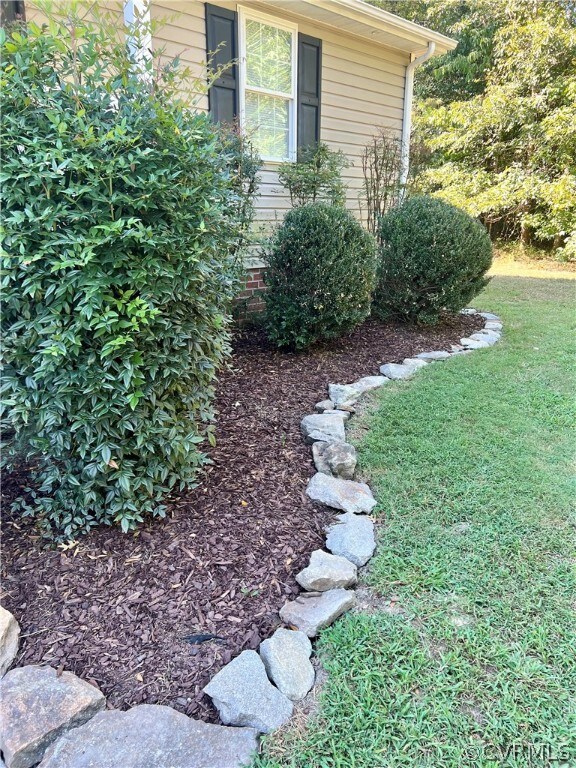 9255 Jacob Ln, Disputanta, VA 23842 - photo 3