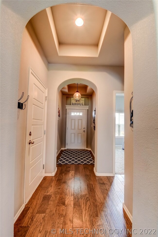 2106 E 132nd Place S, Bixby, OK 74008 - photo 3