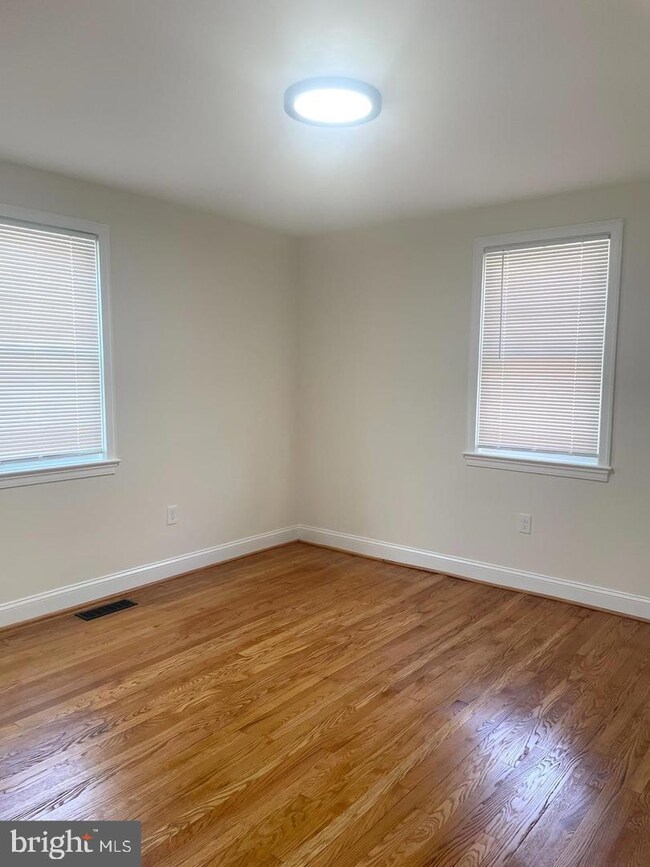 5120 Brooks St NE, Washington, DC 20019 - photo 7