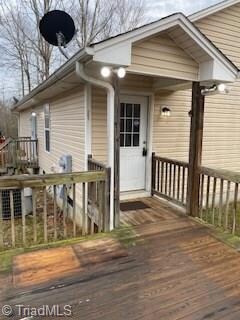 1223 Weatherford Dr, King, NC 27021 - photo 3