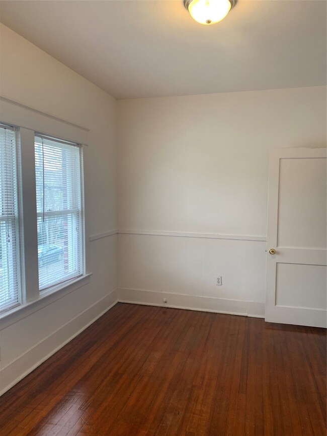 1438 W Alabama St, Houston, TX 77006 - photo 4