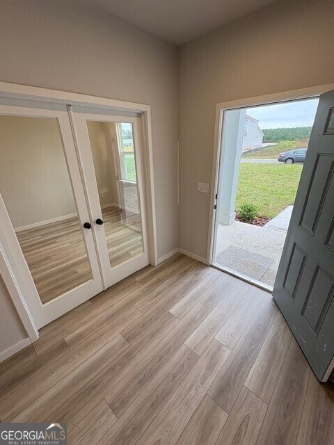 Foyer Looking into Office and Front Porch