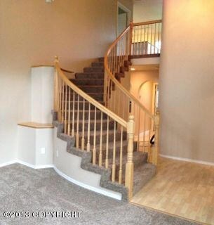 photo 7 Stairway view 2