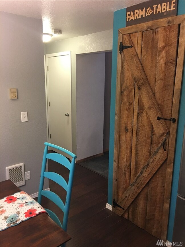 8540 Sweet Clover Dr SE, Yelm, WA 98597 - photo 4