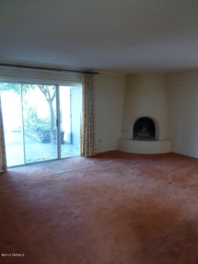 10172 N Valle Del Oro Dr, Tucson, AZ 85737 - photo 5