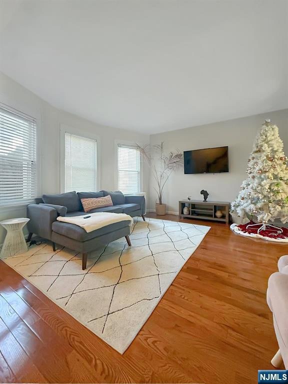 365 3rd St, Clifton, NJ 07011 - photo 4