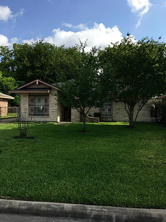 822 Conklin St, Houston, TX 77088 - photo 5