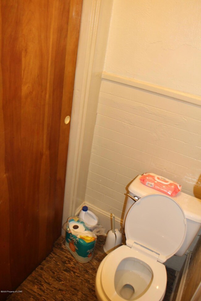 1/2 bath