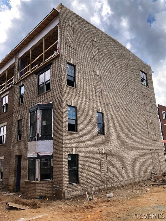 McKinney under construction at 11B in Greengate.
