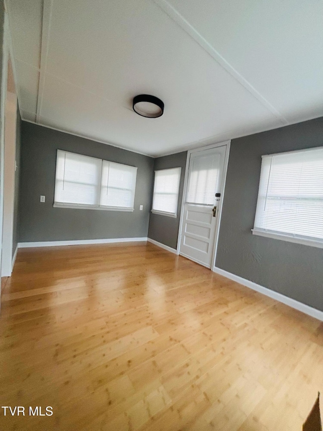 405 Virginia Ave, Wise, VA 24293 - photo 6