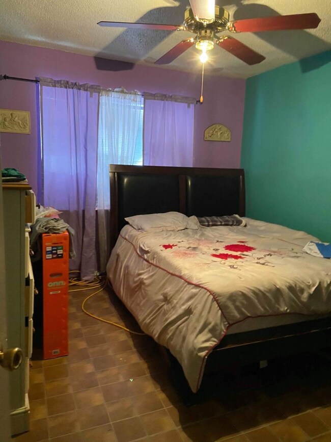 17155 Barcelona Dr, Friendswood, TX 77546 - photo 6