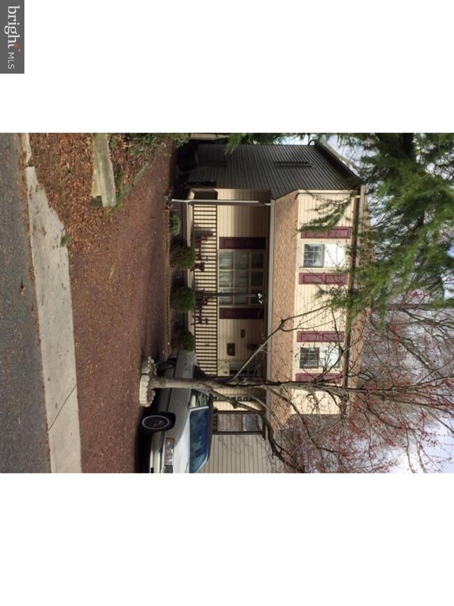 205 E Beechwood Ave, Oaklyn, NJ 08107 - photo 2